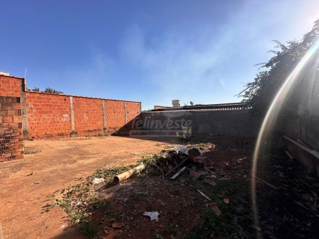 CASA A VENDA NO BAIRRO CASAR&Atilde;O