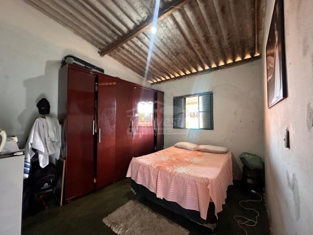 CASA A VENDA NO BAIRRO CASAR&Atilde;O