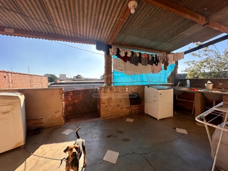 CASA A VENDA NO BAIRRO CASAR&Atilde;O