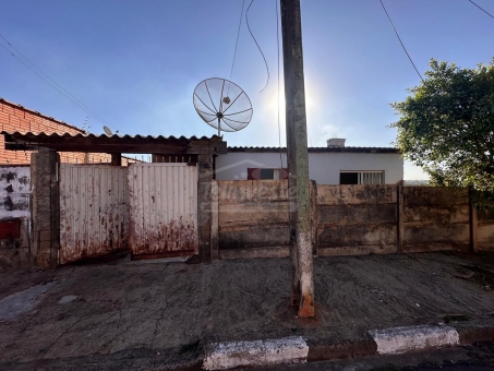 CASA A VENDA NO BAIRRO CASAR&Atilde;O