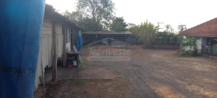 BARRAC&Atilde;O NO SERRA DAS BRISAS