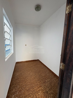 CASA NO CENTRO DE PASSOS