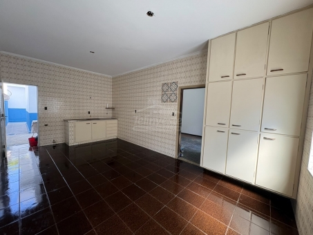 CASA NO CENTRO DE PASSOS