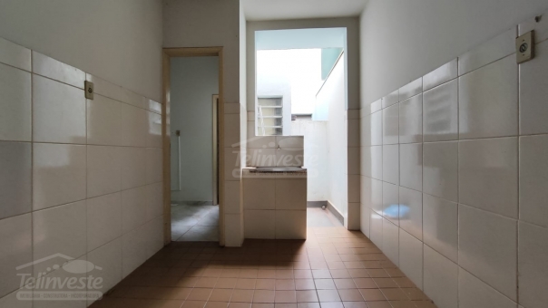 EXCELENTE APARTAMENTO A VENDA NO CENTRO 