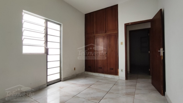 EXCELENTE APARTAMENTO A VENDA NO CENTRO 
