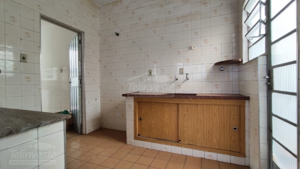 EXCELENTE APARTAMENTO A VENDA NO CENTRO 