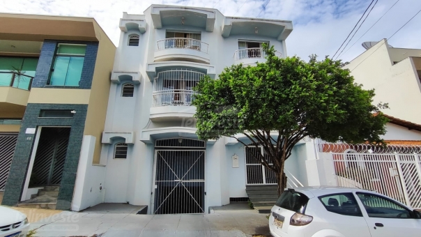EXCELENTE APARTAMENTO A VENDA NO CENTRO 