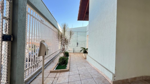 CASA BAIRRO MUARAMA