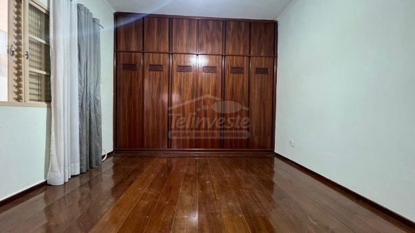 CASA BAIRRO MUARAMA