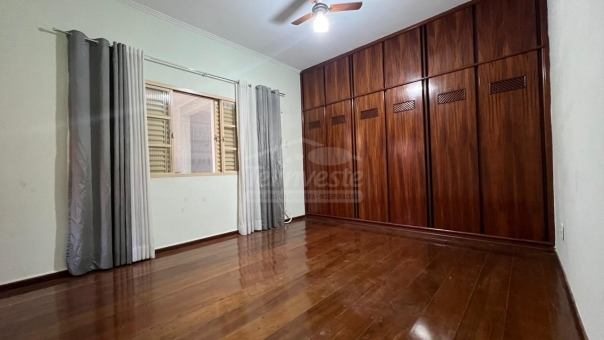 CASA BAIRRO MUARAMA