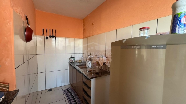 CASA &Agrave; VENDA NA COHAB III