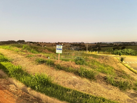 EXCELENTE LOTE - BAIRRO PARQUE ALVORADA
