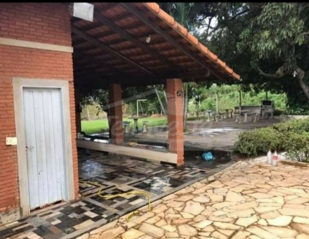 Bela ch&aacute;cara no Condom&iacute;nio Jardim das Ac&aacute;cias