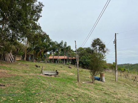 2 alqueires entre Passos e Fortaleza