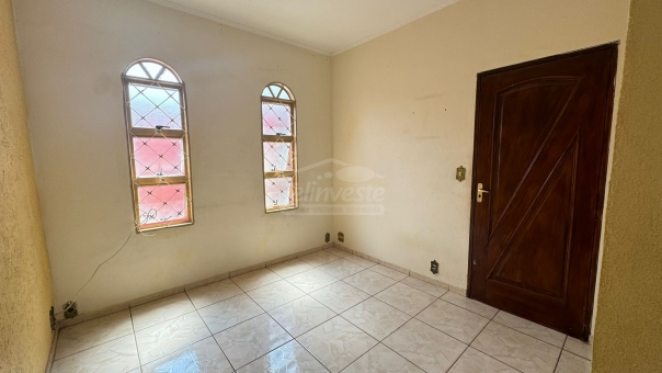 CASA DE OPORTUNIDADE PROX. &Agrave; PO&Ccedil;OS DE CALDAS