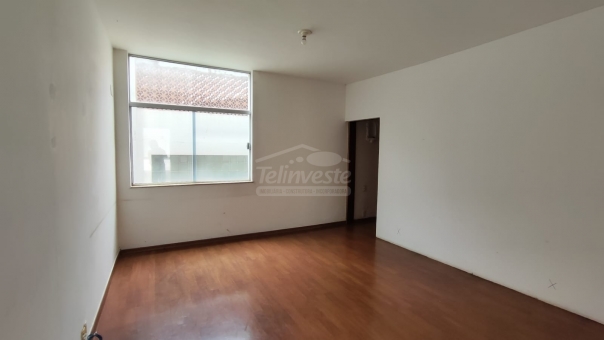 Excelente Casa Comercial - Centro