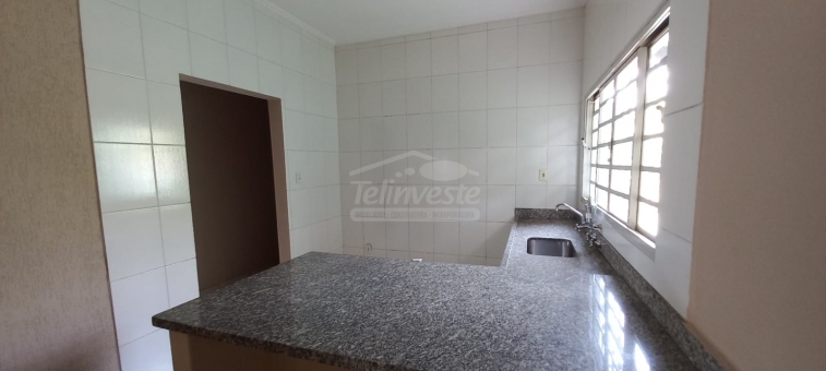 CASA NO CENTRO NO GL&Oacute;RIA