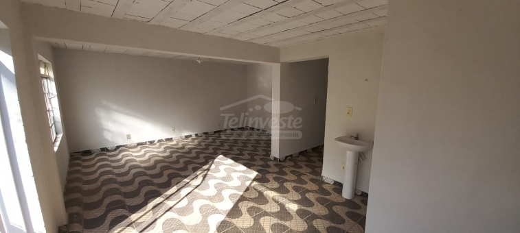 CASA NO CENTRO NO GL&Oacute;RIA