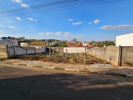 LOTE NO JARDIM SAT&Eacute;LITE