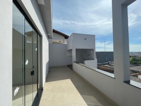 CASA NO JARDIM PLANALTO
