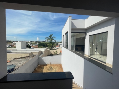 CASA NO JARDIM PLANALTO