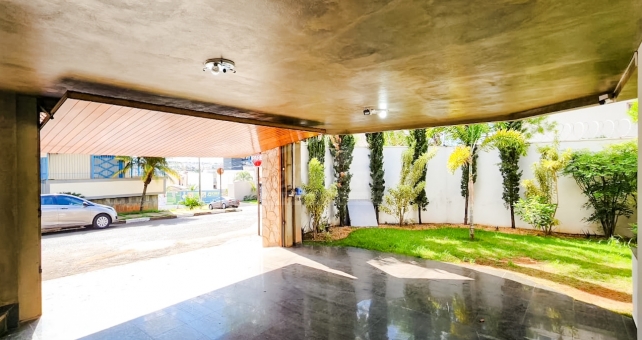 Casa - Bairro Centro