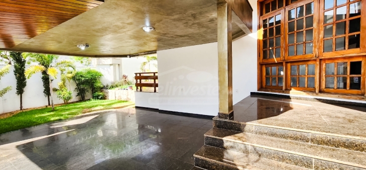 Casa - Bairro Centro
