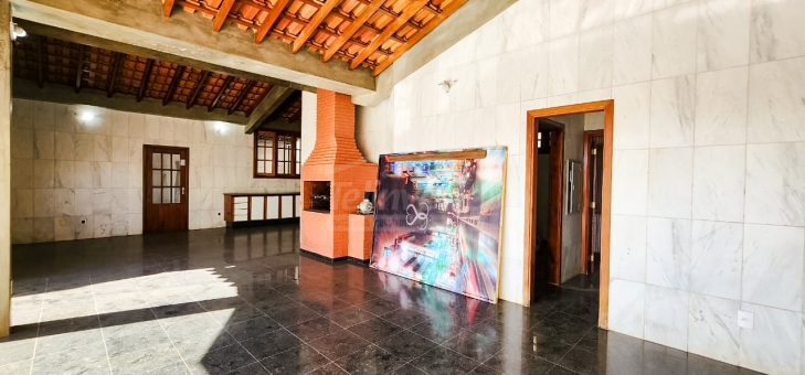 Casa - Bairro Centro