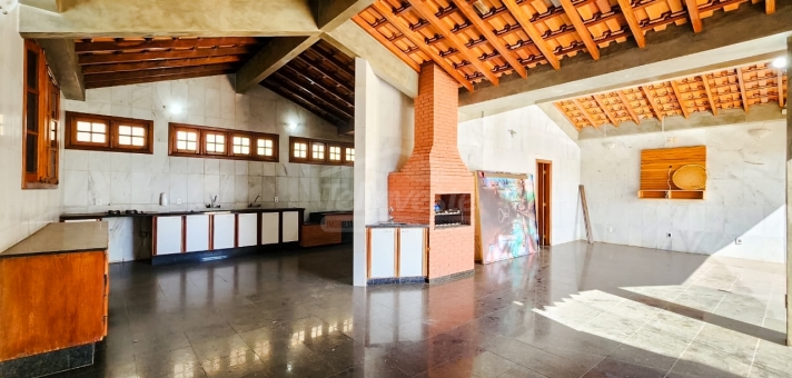 Casa - Bairro Centro