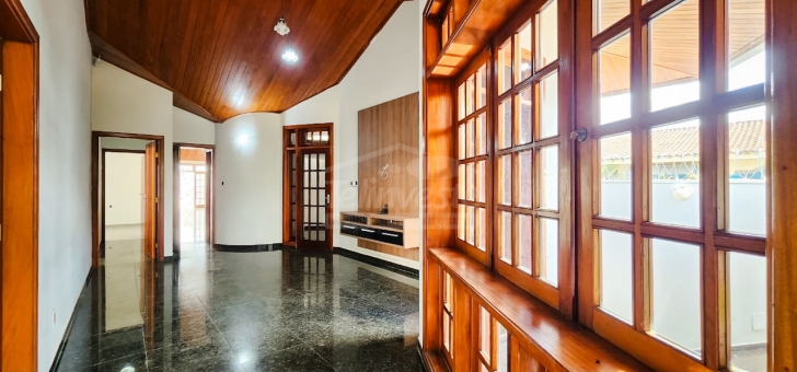 Casa - Bairro Centro
