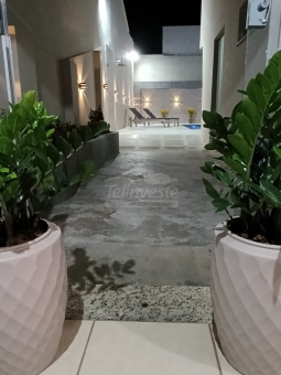 CASA NO CENTRO COM  PONTO COMERCIAL