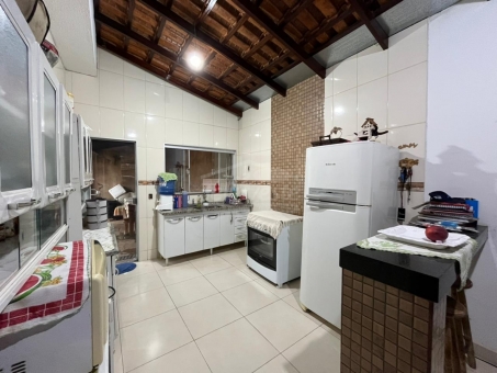 IM&Oacute;VEL A VENDA VILA BETINHO