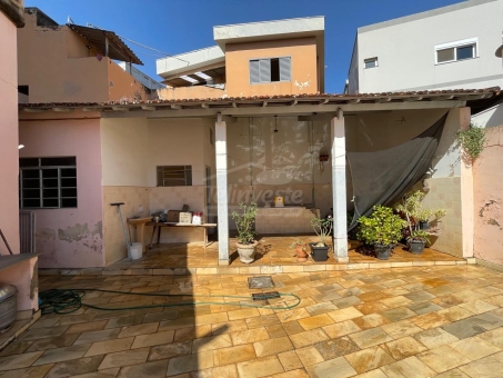 CASA NO CENTRO