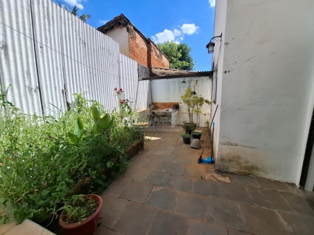 CASA NO CENTRO DE PASSOS