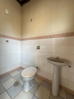 EXCELENTE CASA A VENDA NO MUARAMA