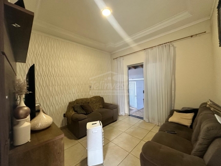 EXCELENTE CASA A VENDA AO LADO DO CONDOM&Iacute;NIO VALE VERDE