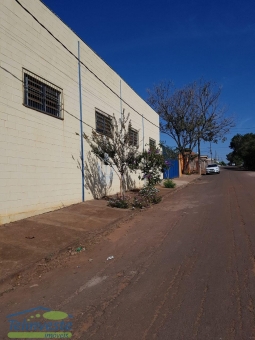 BARRAC&Atilde;O NO BAIRRO COIMBRAS