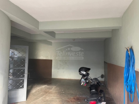 Sobrado com 3 pavimentos no Muarama 