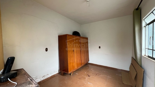 CASA NO BAIRRO CARMELO
