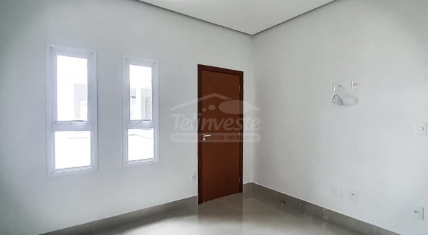 IM&Oacute;VEL ALTO PADR&Atilde;O VILLAGIO D ITALIA 