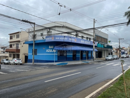 Sobrado a Venda na Avenida Juca Stockler