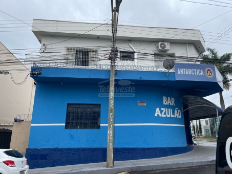 Sobrado a Venda na Avenida Juca Stockler