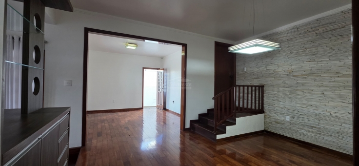 CASA ALTO PADR&Atilde;O 