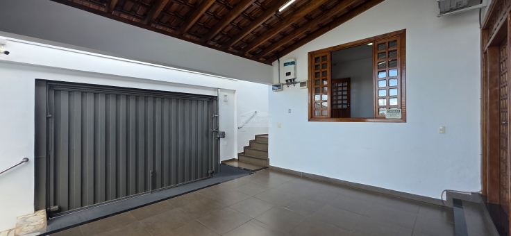 CASA ALTO PADR&Atilde;O 