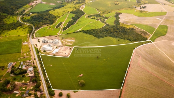 &Aacute;REA INDUSTRIAL A VENDA 