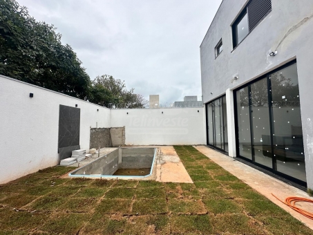 EXCELENTE IM&Oacute;VEL A VENDA NO VILLAGIO D IT&Aacute;LIA EM FASE DE ACABAMENTO 