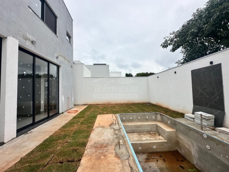EXCELENTE IM&Oacute;VEL A VENDA NO VILLAGIO D IT&Aacute;LIA EM FASE DE ACABAMENTO 