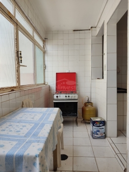 APARTAMENTO EM FRENTE PRA&Ccedil;A DA MATRIZ