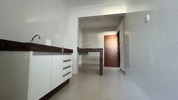 APARTAMENTO CENTRAL PROXIMO A IGREJA MATRIZ E ANTONIO CARLOS