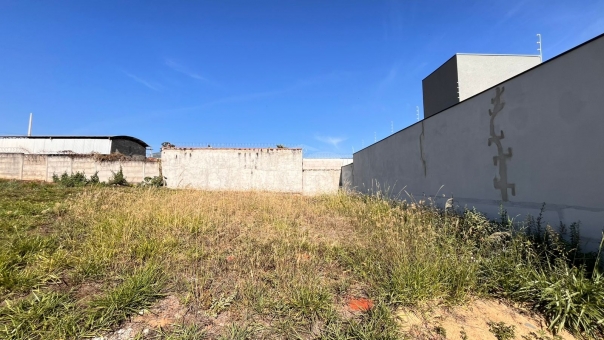 LOTE A VENDA - VILLAGIO ITALIA